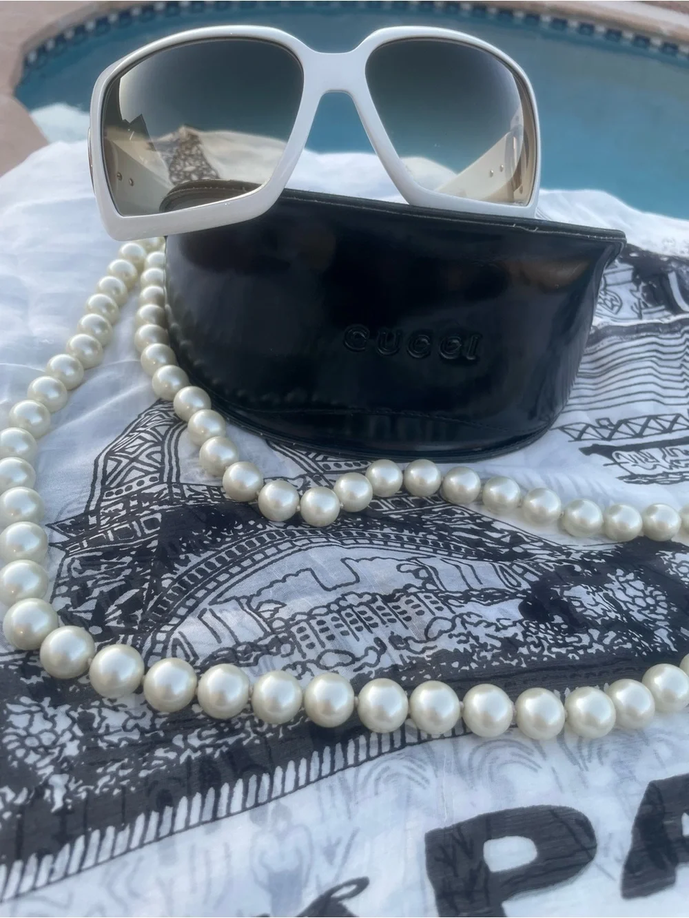 Gucci White Horsebit Sunglasses Oversized Gradient Lens Italian Eyewear